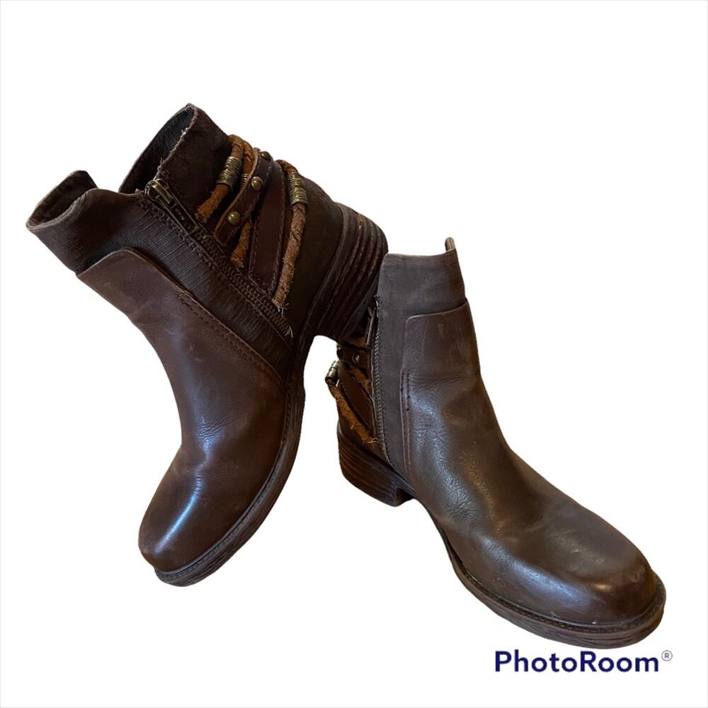 Otbt womens ankle boots size 7m